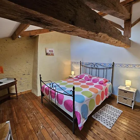 Le Refuge Des Oiseaux Casa vacanze Lusignan